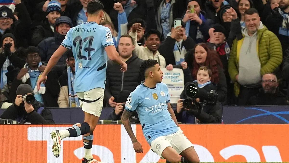 Manchester City narrowly avoid upset to advance in Champions League