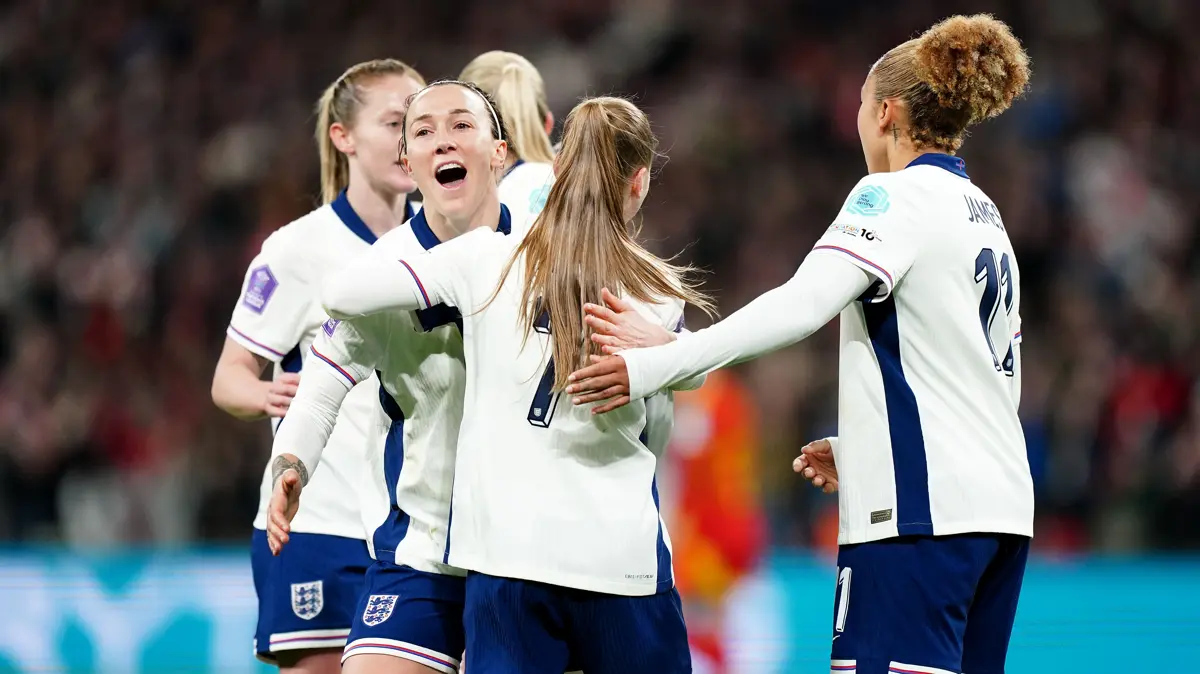 Jess Park's early goal secures win for England over Spain