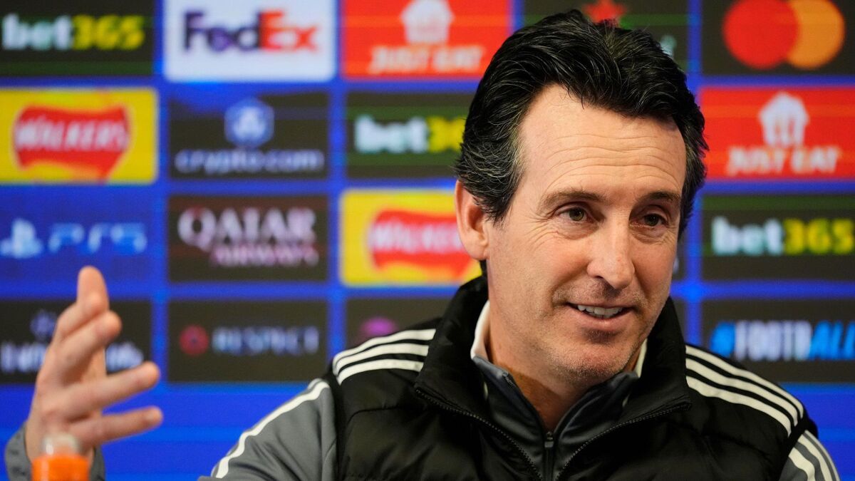 Unai Emery wants Aston Villa to beat Cardiff City, who are in the Championship.