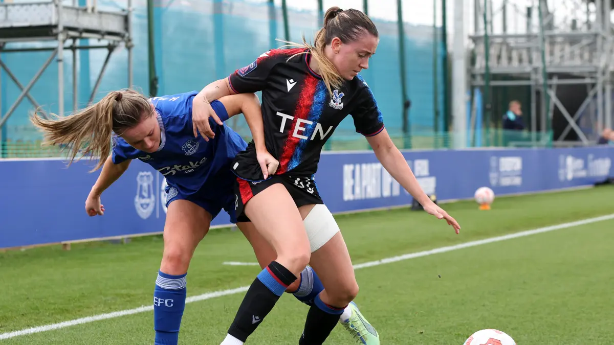 Abbie Larkin saves the day with a late goal to secure a draw and halt Crystal Palace's losing streak.