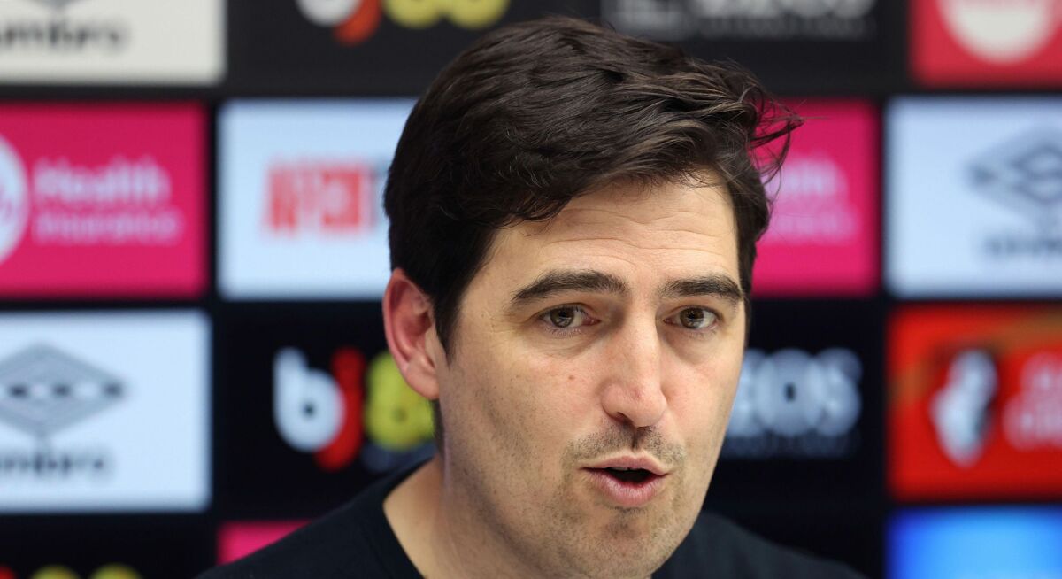 Andoni Iraola was happy to hear that Evanilson's red card from Sunday's game was cancelled.